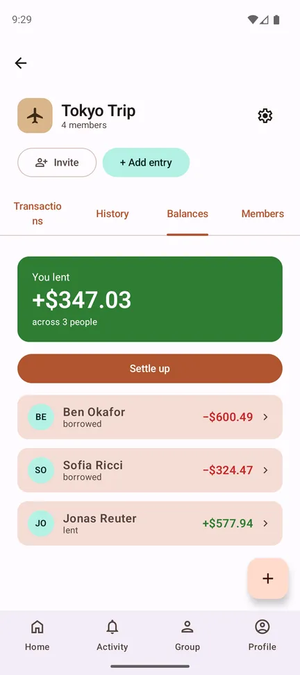 The balances tab of a group, showing who lent what and a settle-up button